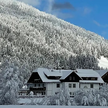 招待所 Lungau 圣迈克尔隆高