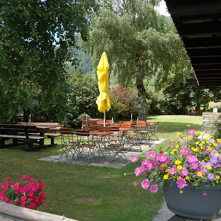 ゲストハウス Lungau 3*